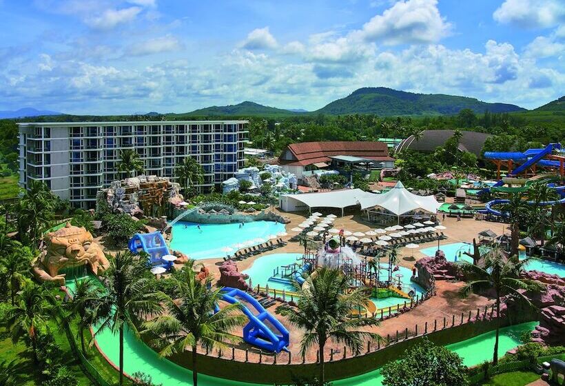 اتاق لوکس, Splash Beach Resort, Maikhao Phuket   Sha Extra Plus