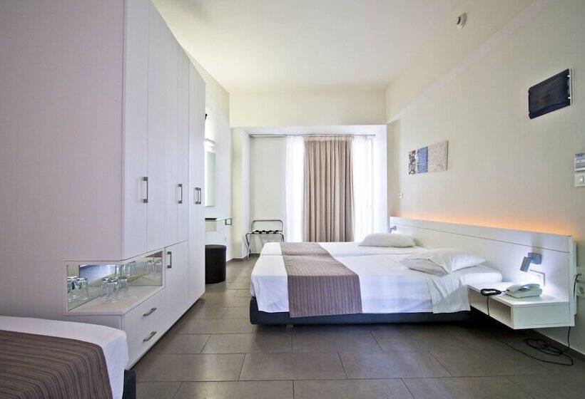 Quarto Triplo Standart, Atlantis City