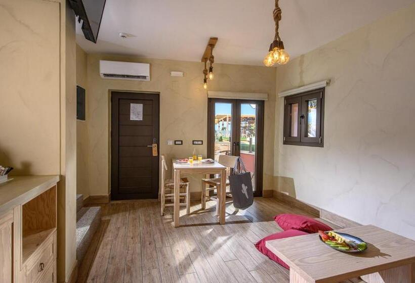 سوییت لوکس, Esperides Resort Crete The Authentic Experience