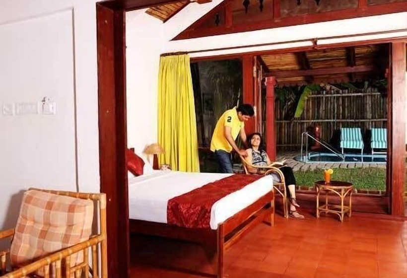 منزل غرفة نوم واحدة, Abad Whispering Palms Kumarakom