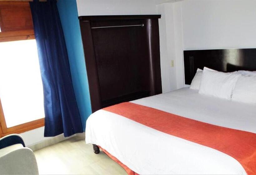 Standard Room King Size Bed, Barrio Antiguo