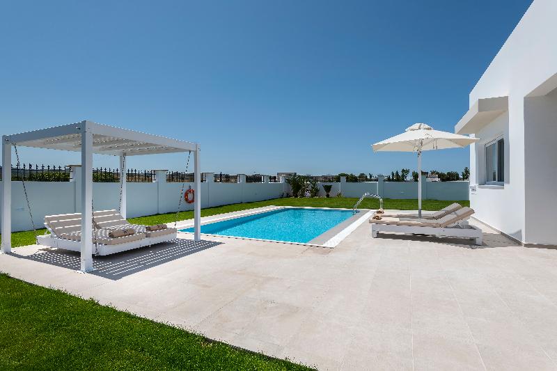 ویلای یک اتاق خوابه با استخر شنا, Gaia Palace