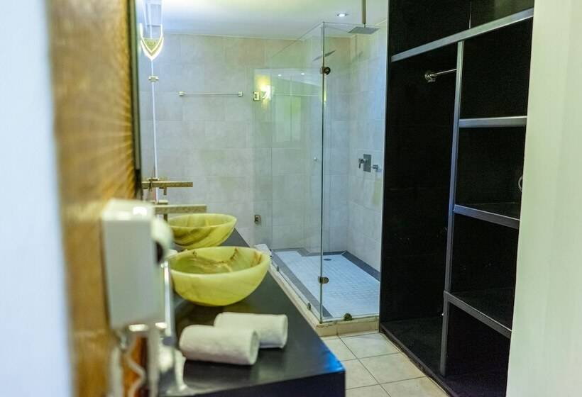 اتاق استاندارد, In Fashion Hotel & Spa