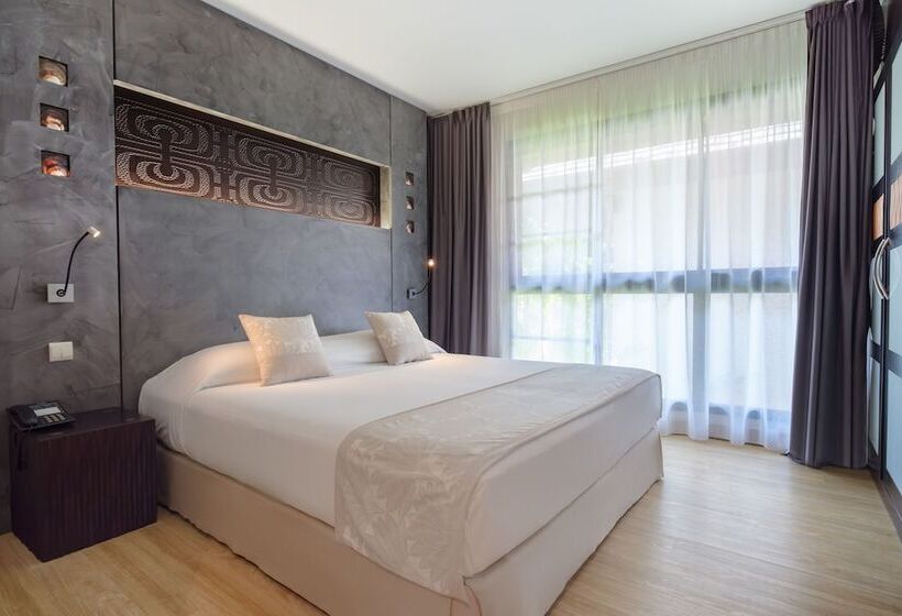 سوییت با چشم‌انداز باغ, Te Moana Tahiti Resort