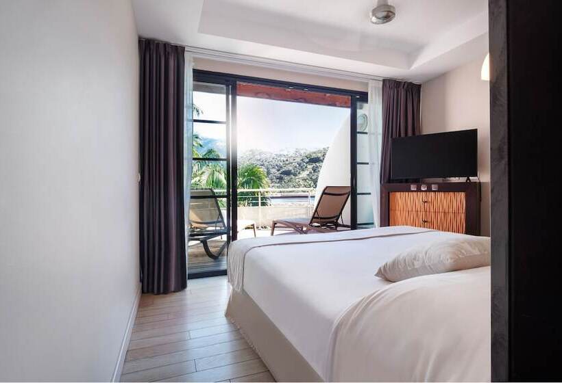 سوییت با چشم‌انداز باغ, Te Moana Tahiti Resort