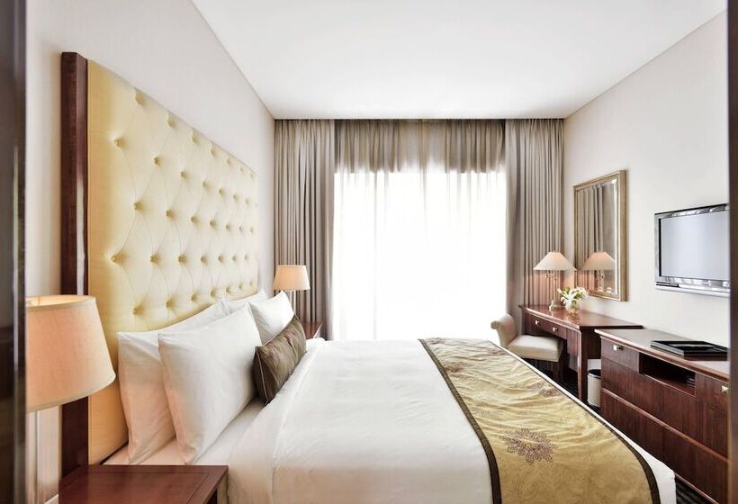 Suite met Balkon, Marriott Suites Pune