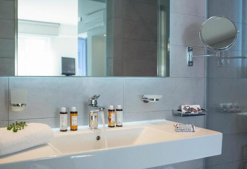 اتاق استاندارد با چشم‌انداز باغ, Porto Galini Seaside Resort & Spa