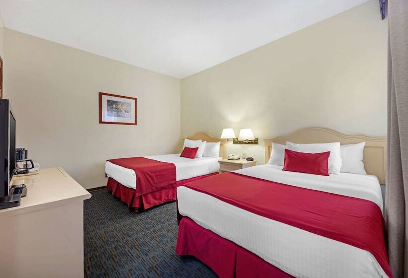 اتاق استاندارد سه نفره, Quality Inn Aguascalientes