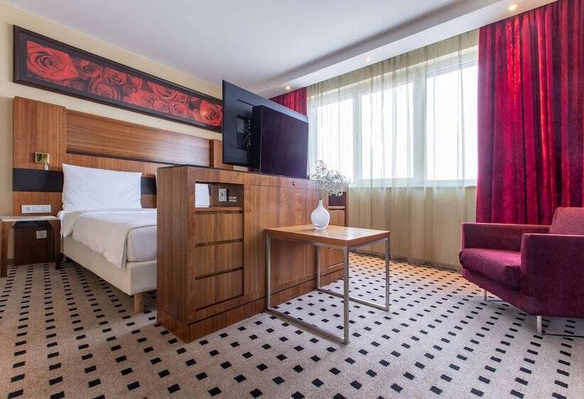 سوئیت با چشم‌انداز, Radisson Blu Hotel, Hamburg Airport