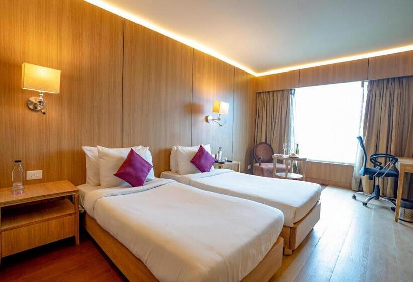 اتاق استاندارد با چشم‌انداز, Royal Orchid Central Jaipur, Bani Park