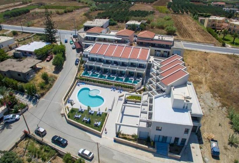سوییت جونیور با چشم‌انداز استخر, Selini Suites & Waterpark