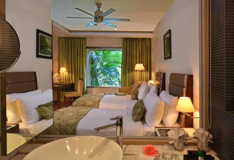 اتاق لوکس, The Corinthians Resort And Club
