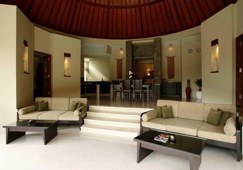 ویلای 3 خوابه, The Kunja Villas