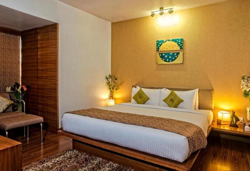 اتاق کلاب, Yogi Executive, Navi Mumbai