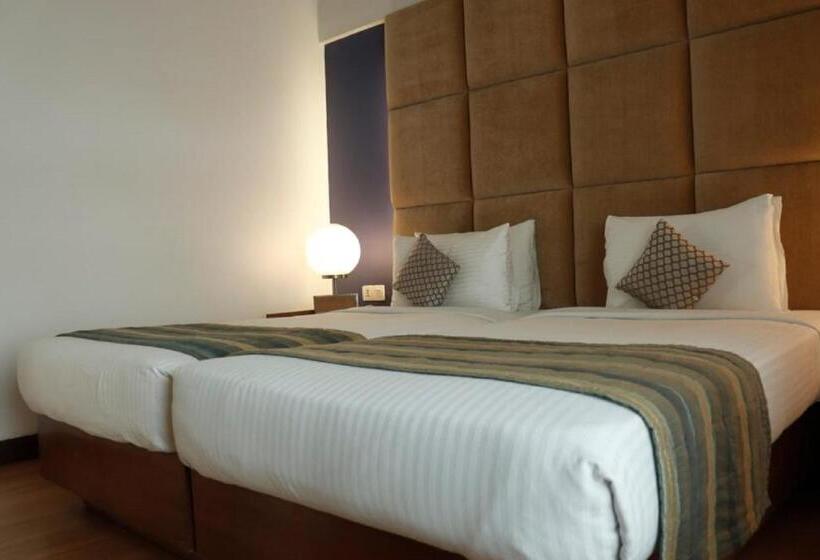 اتاق پرمیوم, Yogi Executive, Navi Mumbai