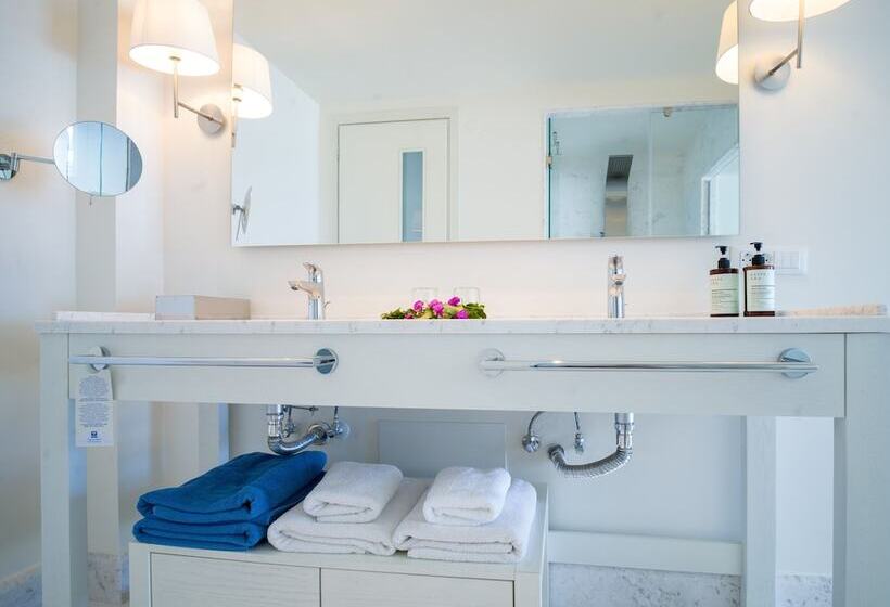 بانگلوی استاندارد, Knossos Beach Bungalows Suites Resort & Spa