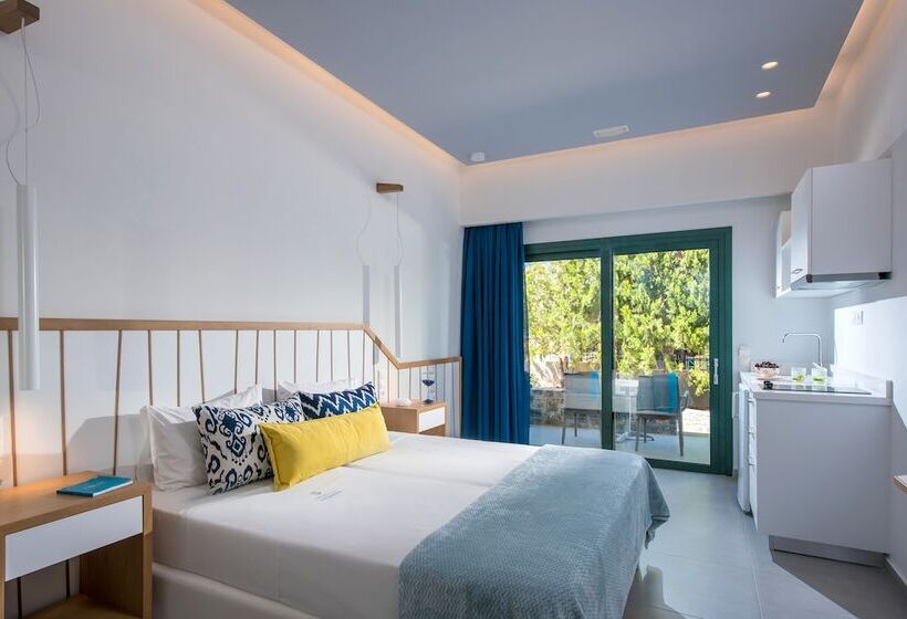استودیوی استاندارد, Kristalli Hotel Apartments