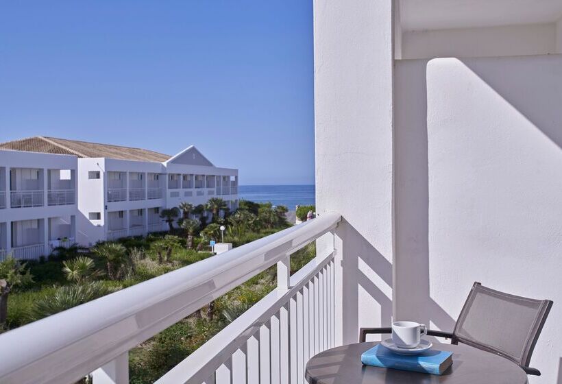 اتاق کلاسیک با چشم‌انداز باغ, Sandy Beach Resort