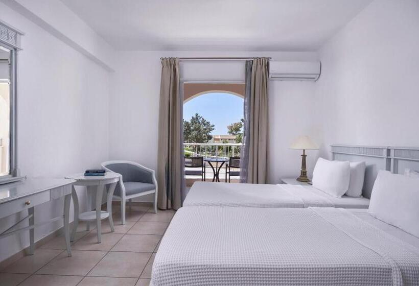 اتاق سوپریور با چشم‌انداز باغ, Sandy Beach Resort