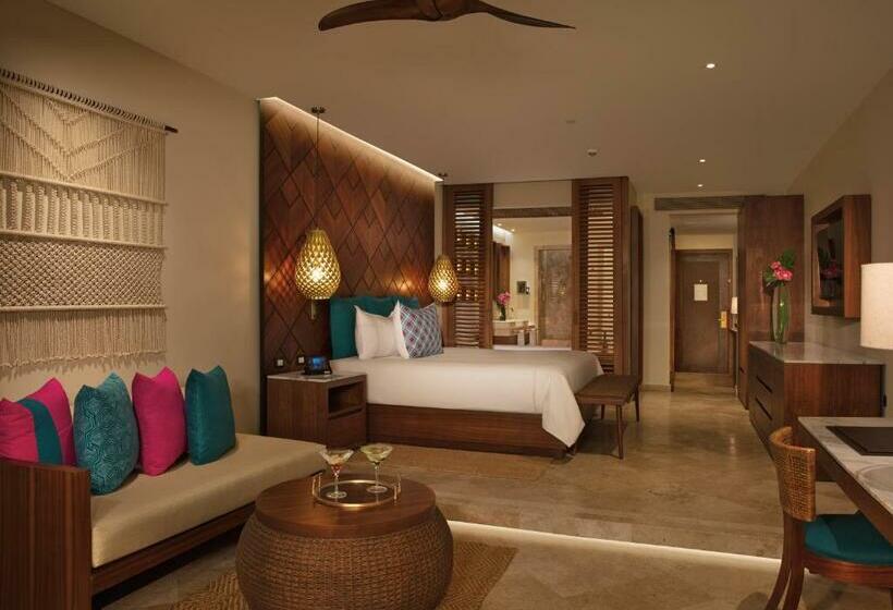 Junior Suite met Kingsize Bed, Secrets Maroma Beach Riviera Cancun  All Inclusive  Adults Only