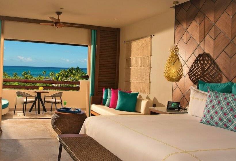 سوئیت جونیور با تخت بزرگ, Secrets Maroma Beach Riviera Cancun   Adults Only
