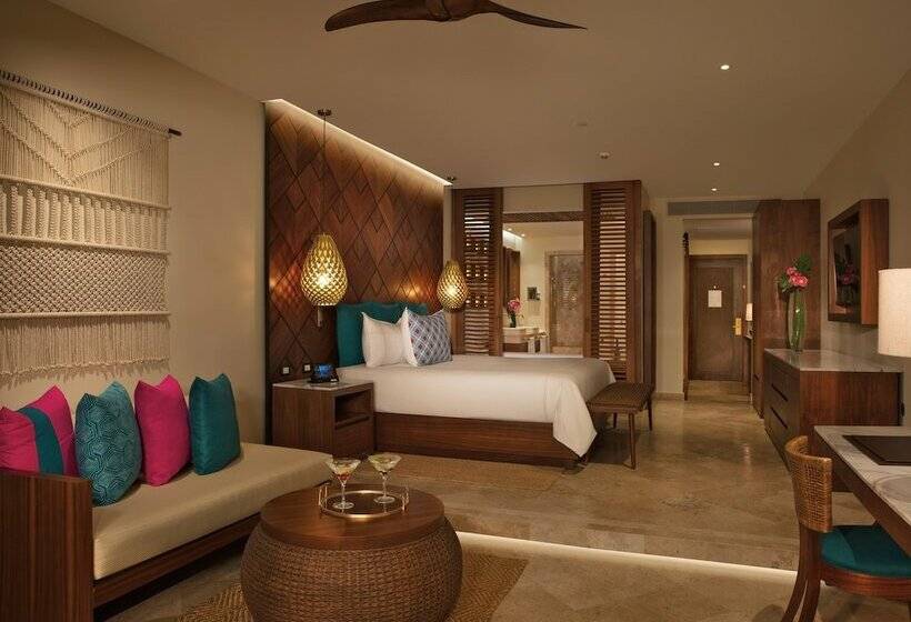 Junior Suite met Kingsize Bed, Secrets Maroma Beach Riviera Cancun  All Inclusive  Adults Only