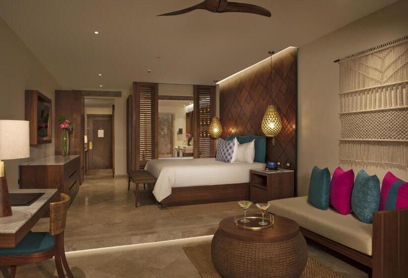 Junior Suite met Kingsize Bed, Secrets Maroma Beach Riviera Cancun  All Inclusive  Adults Only