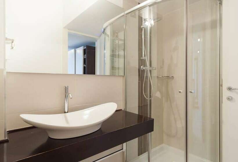 اتاق استاندارد, Suite Hotel Elite