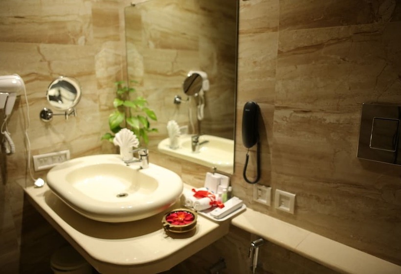 اتاق لوکس, Uday Samudra Leisure Beach Hotel & Spa