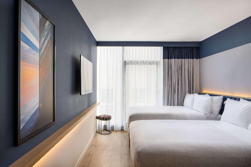 اتاق استاندارد با تخت بزرگ برای معلولان, Motto By Hilton New York City Chelsea