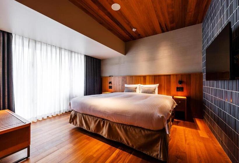 اتاق لوکس با بالکن, Prostyle Terrace Naha