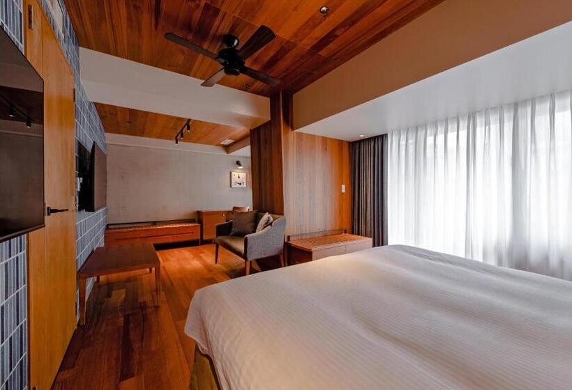 اتاق لوکس با بالکن, Prostyle Terrace Naha
