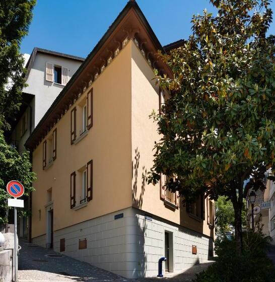 استودیوی استاندارد, The Studios Montreux   Swiss Hotel Apartments