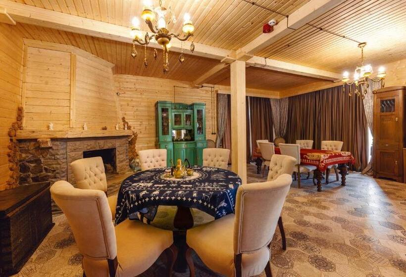 ویلای 1 خوابه, Chateau Kvirike
