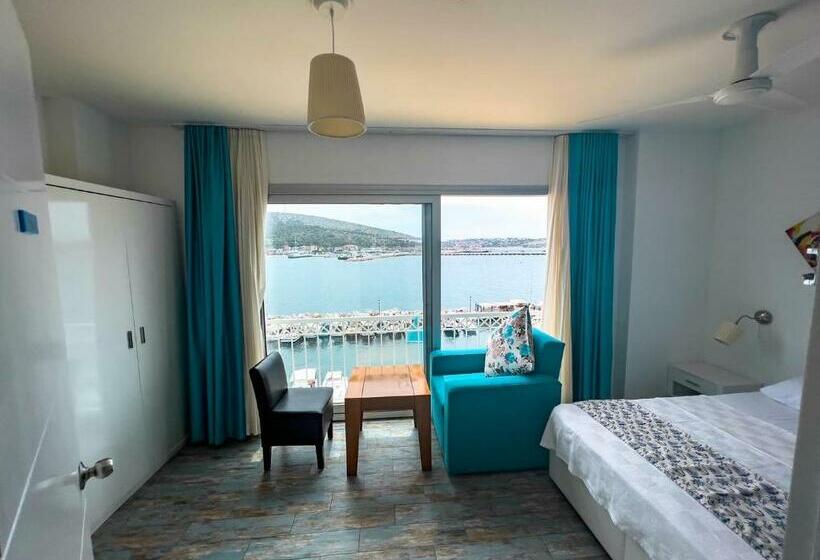 اتاق استاندارد با تخت بزرگ, Larimar Hotel Cesme