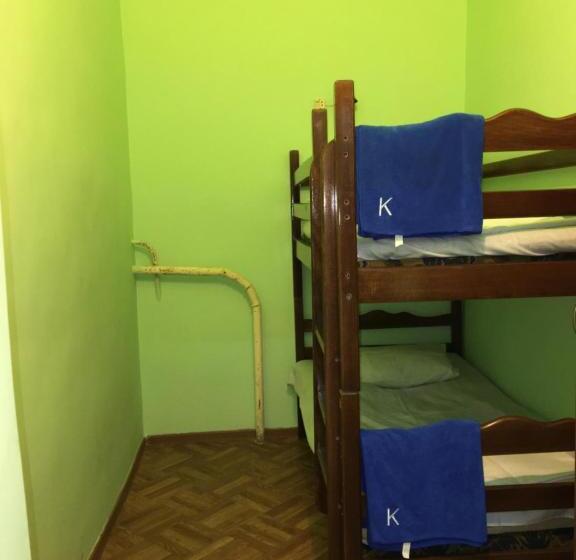 تختخواب در اتاق مشترک, Kataryn Hostel