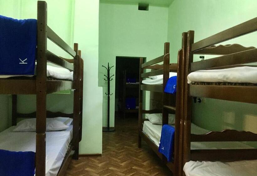 تختخواب در اتاق مشترک, Kataryn Hostel