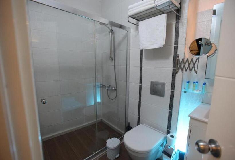 Triple Room Sea View, Larimar Hotel Cesme
