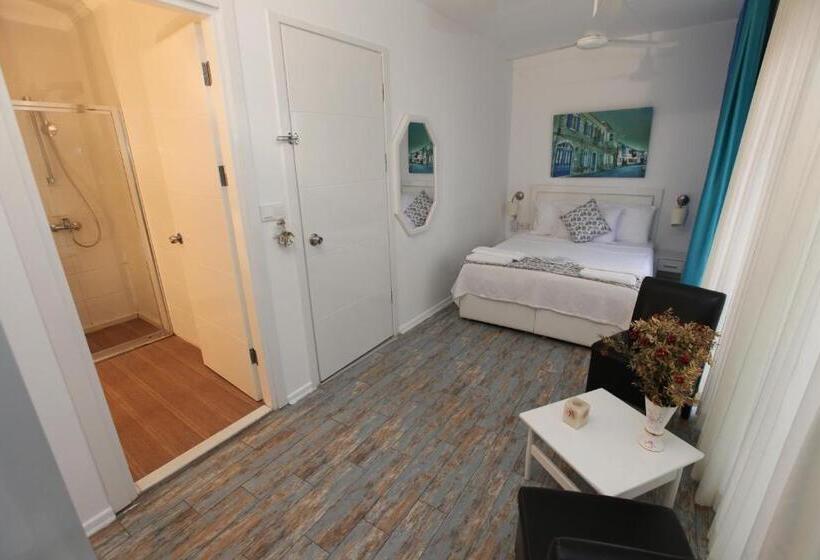 اتاق اکونومی, Larimar Hotel Cesme