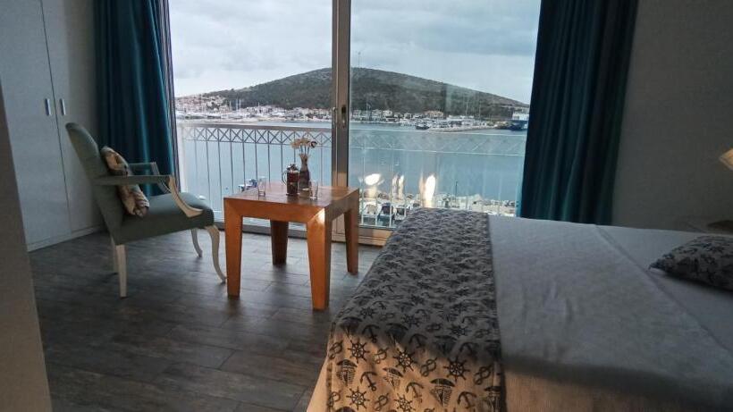 اتاق استاندارد با تخت بزرگ, Larimar Hotel Cesme