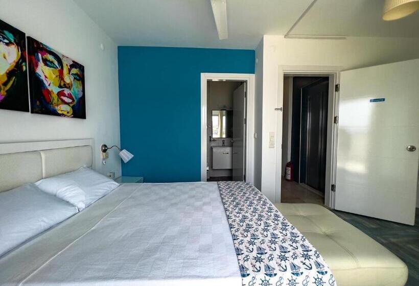اتاق استاندارد با چشم‌انداز دریا, Larimar Hotel Cesme