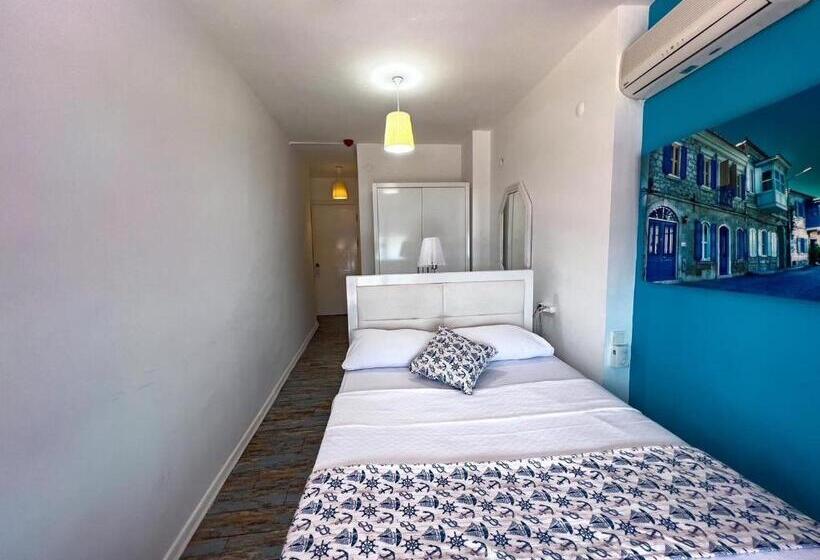 اتاق استاندارد با چشم‌انداز دریا, Larimar Hotel Cesme