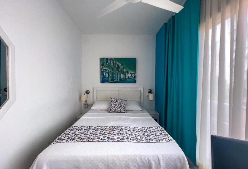 اتاق اکونومی, Larimar Hotel Cesme