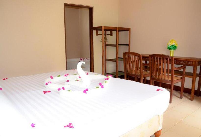 اتاق لوکس با چشم‌انداز دریا, Funky Squids Beach Resort