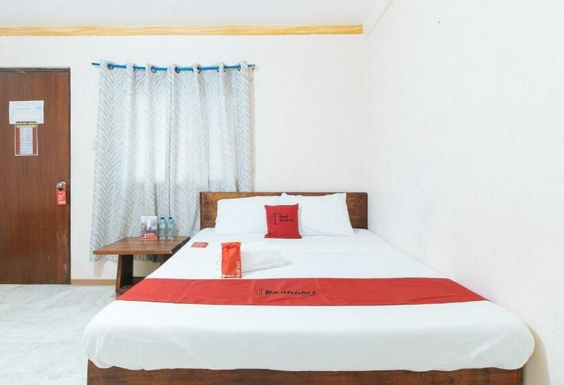 اتاق لوکس, Reddoorz Hostel At Megans Paradisio Beach Resort