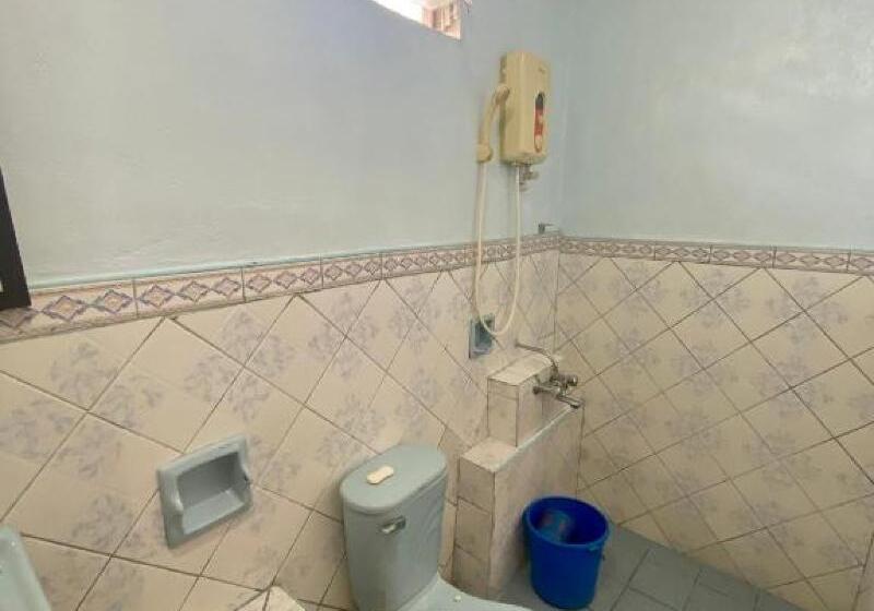 اتاق لوکس, Reddoorz Hostel At Megans Paradisio Beach Resort