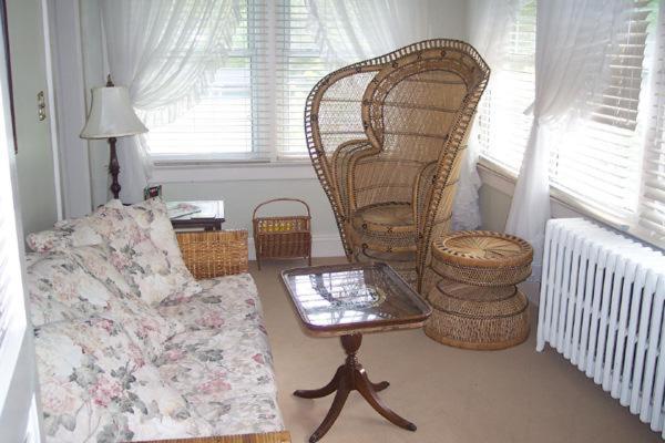 سوئیت با تخت بزرگ, Bernard Gray Hall Bed And Breakfast