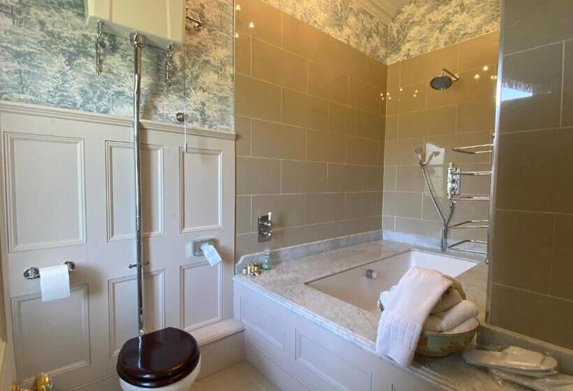 اتاق استاندارد با تخت بزرگ, Rossington Hall
