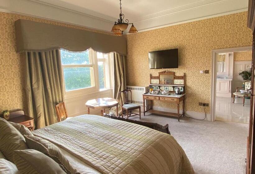 اتاق استاندارد با تخت بزرگ, Rossington Hall