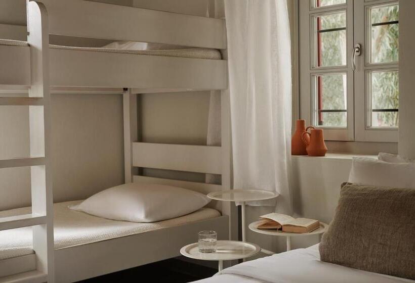 غرفة عائلية مطلّة علي الحديقة, Doryssa Seaside Resort